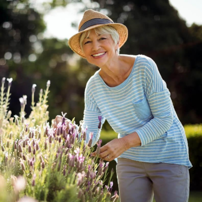woman garden 400 x 400 woman garden 400 x 400